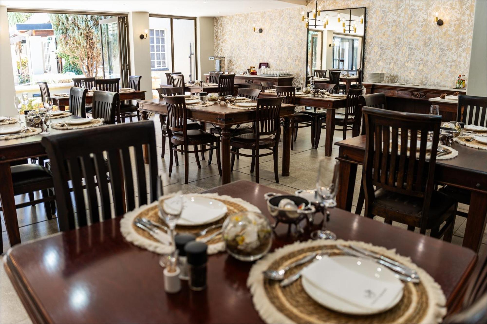 Scott'S Manor Guesthouse Function And Conference Venue Lichtenburg Esterno foto