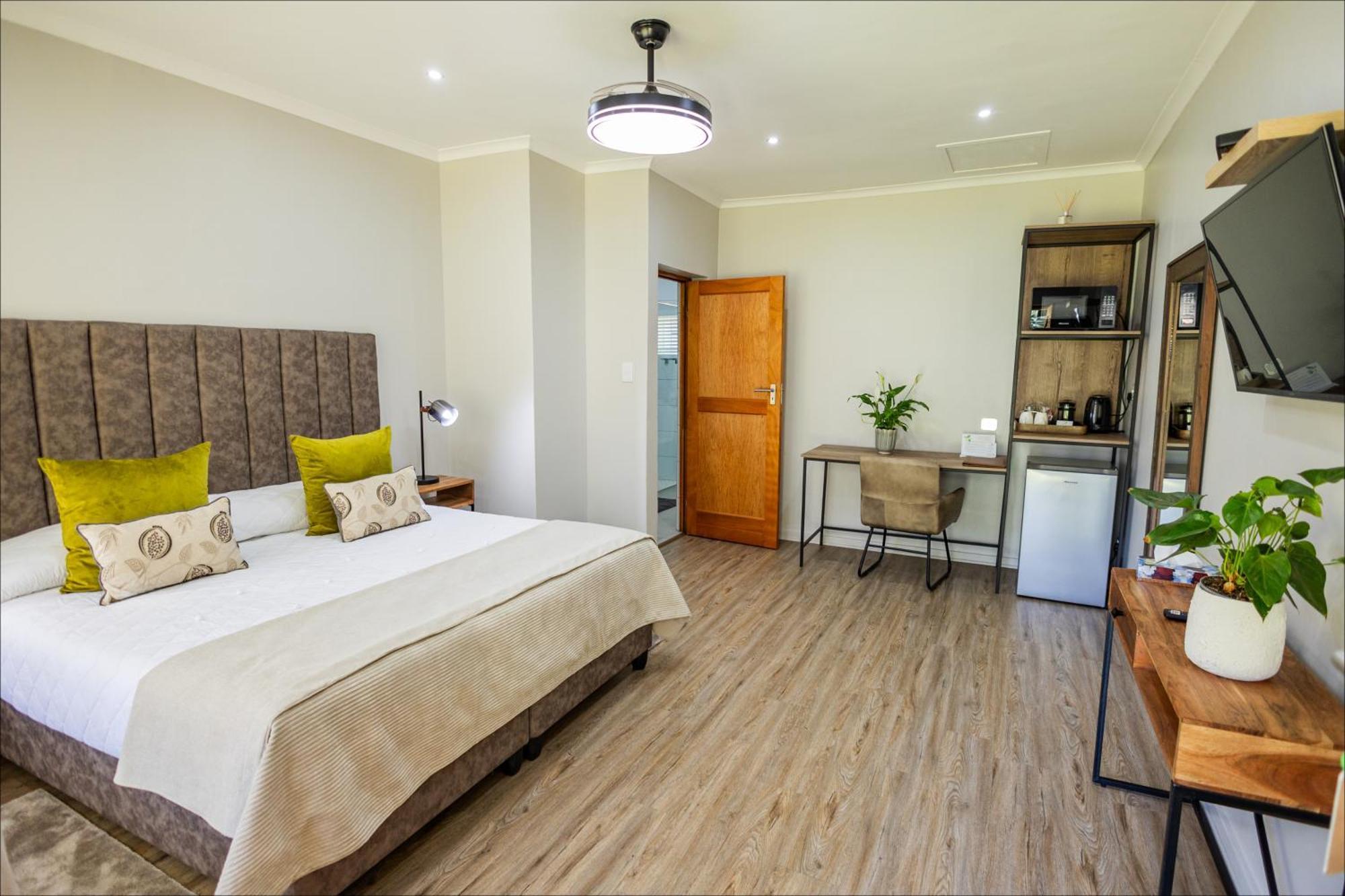 Scott'S Manor Guesthouse Function And Conference Venue Lichtenburg Esterno foto