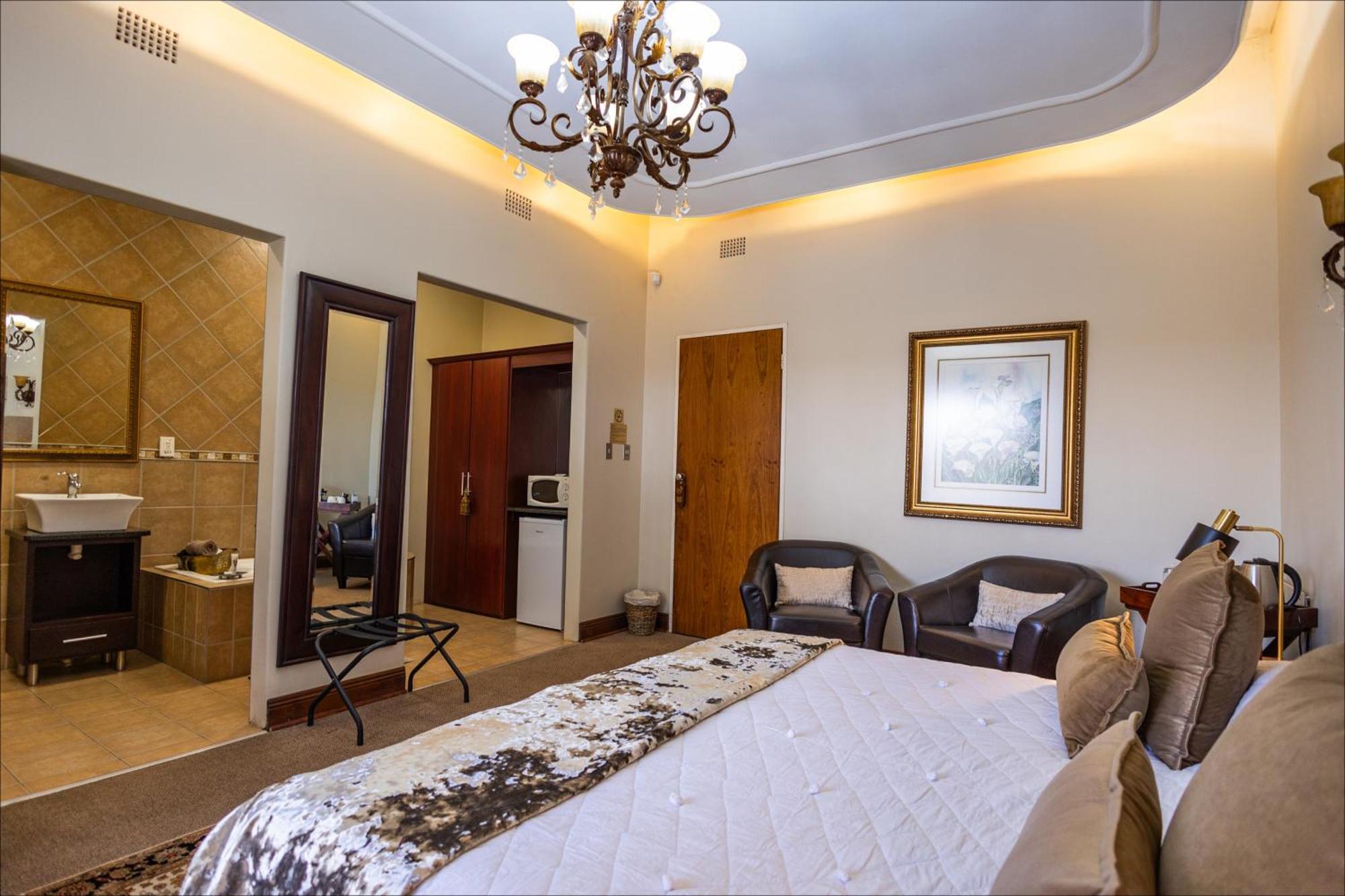 Scott'S Manor Guesthouse Function And Conference Venue Lichtenburg Esterno foto